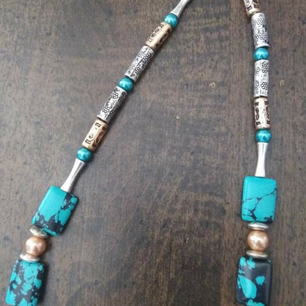 Cross necklace - Picture 2 of 2